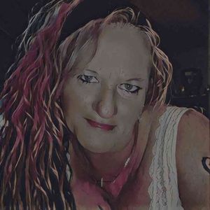 Meet your Posher, Amie